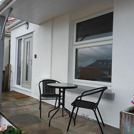 Contemporary One Bed Studio. Sea Views And Parking Westward Ho!  Εξωτερικό φωτογραφία